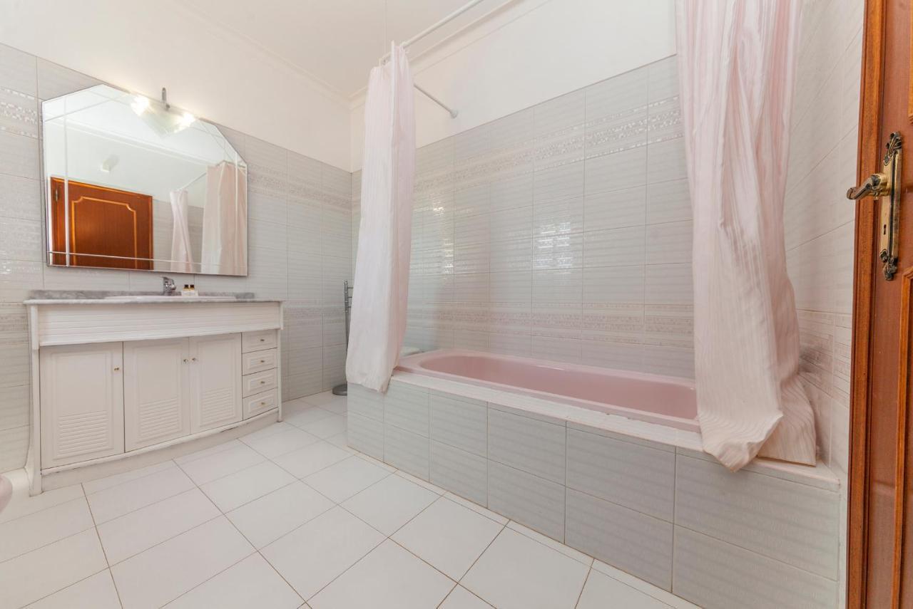G - Vila Ceu Guesthouse Одіашере Екстер'єр фото